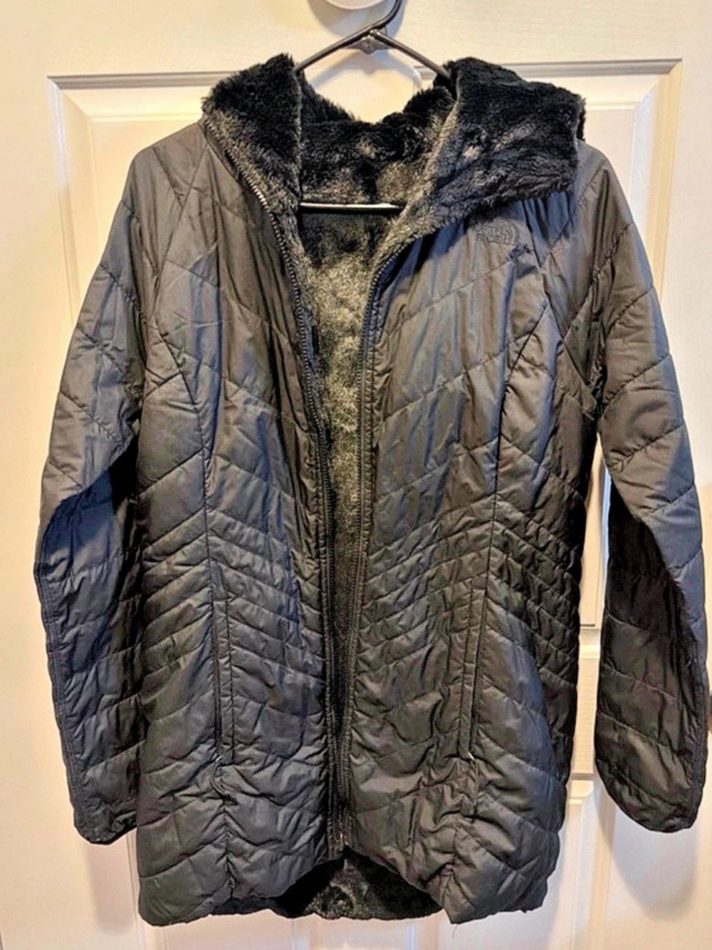 The North Face Women's Reversible Mossbud Swirl Hooded Jacket Black